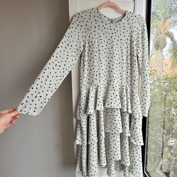 H&M Ruffled Drop Waist Spotted Dress in Ecru & Black size 4 (Small) - Picture 1 of 7
